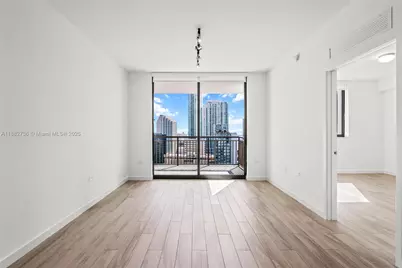 999 SW 1st Ave #2208, Miami, FL 33130 - Photo 11