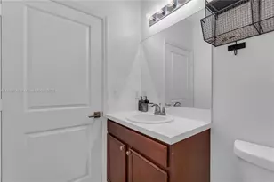 3529 NW 29th Pl, Lauderdale Lakes, FL 33311 - Photo 25