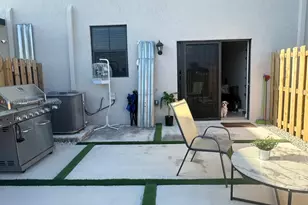 437 NE 13th St, Florida City, FL 33034 - Photo 19