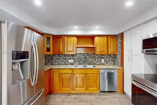 702 86th St, Miami Beach, FL 33141 - Photo 9