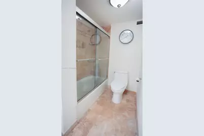 6039 Collins Ave #503, Miami Beach, FL 33140 - Photo 21