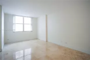 6039 Collins Ave, Miami Beach, FL 33140 - Photo 7