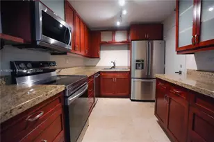 6039 Collins Ave, Miami Beach, FL 33140 - Photo 3