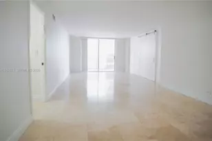 6039 Collins Ave, Miami Beach, FL 33140 - Photo 5