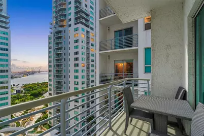 234 NE 3rd St #2104, Miami, FL 33132 - Photo 15