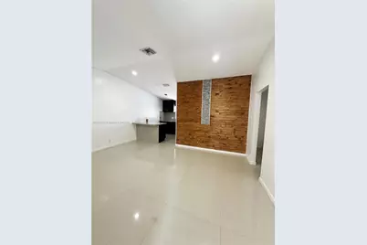 313 Hendricks Isle #3, Fort Lauderdale, FL 33301 - Photo 5