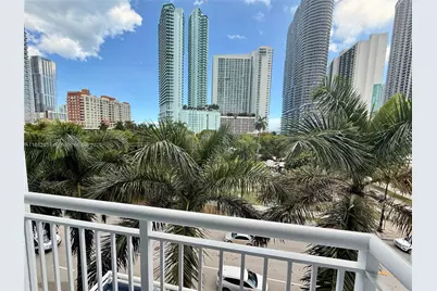 275 NE 18th St #507, Miami, FL 33132 - Photo 13