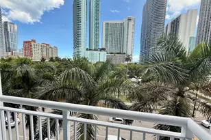 275 NE 18th St, Miami, FL 33132 - Photo 13