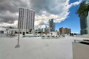 275 NE 18th St, Miami, FL 33132 - Photo 31