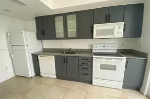 275 NE 18th St, Miami, FL 33132 - Photo 5