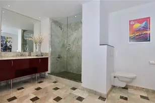 1000 Island Blvd, Aventura, FL 33160 - Photo 23