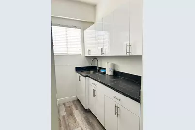 29 Oviedo Ave, Coral Gables, FL 33134 - Photo 19