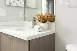 5662 Enclave Pl, Lauderhill, FL 33319 - Photo 17