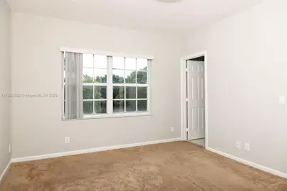 5662 Enclave Pl, Lauderhill, FL 33319 - Photo 15