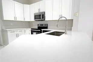 1316 Majesty Terrace, Weston, FL 33327 - Photo 9