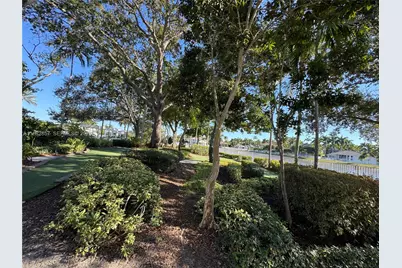 1316 Majesty Ter, Weston, FL 33327 - Photo 31