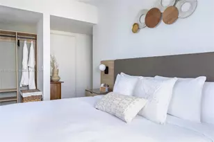 159 NE 6th St, Miami, FL 33132 - Photo 9