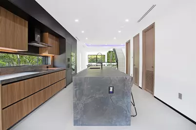 420 SW 15th Rd, Miami, FL 33129 - Photo 25