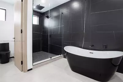 420 SW 15th Rd, Miami, FL 33129 - Photo 49