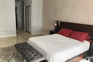 5700 Collins Ave, Miami Beach, FL 33140 - Photo 7