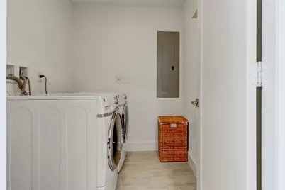 89 N Shore Dr, Miami Beach, FL 33141 - Photo 13