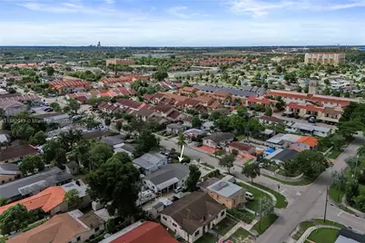 11220 SW 2nd St, Sweetwater, FL 33174 - Photo 21