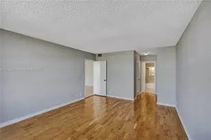 2500 Parkview Dr, Hallandale Beach, FL 33009 - Photo 15