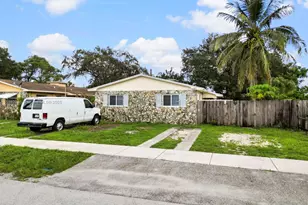 6165 SW 44th St, Davie, FL 33314 - Photo 1