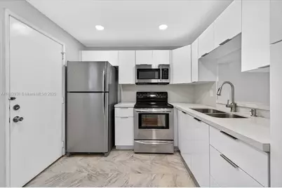 1000 NE 12th Ave #304, Hallandale Beach, FL 33009 - Photo 1
