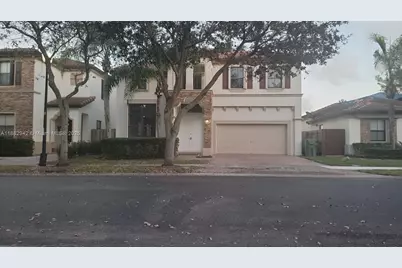 571 SE 37th Pl, Homestead, FL 33033 - Photo 3
