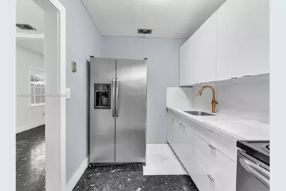 3680 NW 16th St, Miami, FL 33125 - Photo 15