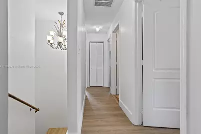 529 El Prado, West Palm Beach, FL 33405 - Photo 19