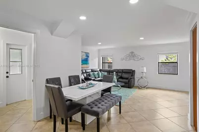 529 El Prado, West Palm Beach, FL 33405 - Photo 11