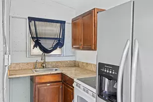 529 El Prado, West Palm Beach, FL 33405 - Photo 31