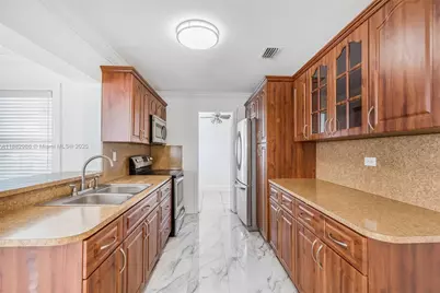 3240 NW 17th St, Lauderhill, FL 33311 - Photo 13