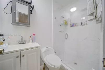 5040 NW 197 St, Miami, FL 33055 - Photo 11