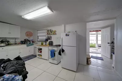 5040 NW 197 St, Miami, FL 33055 - Photo 33