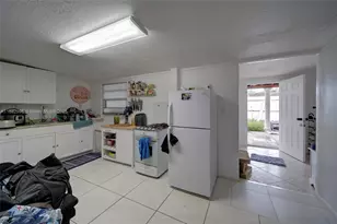 5040 NW 197th St, Miami, FL 33055 - Photo 33