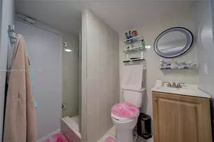 5040 NW 197th St, Miami, FL 33055 - Photo 35