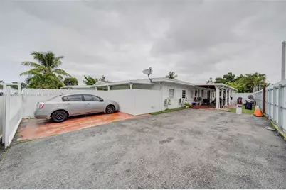 5040 NW 197 St, Miami, FL 33055 - Photo 27