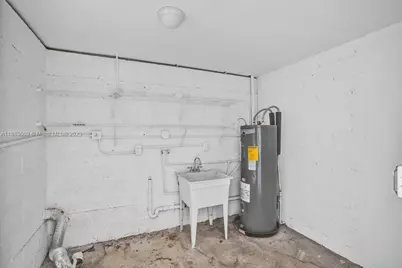 2512 Gulfstream Ln, Fort Lauderdale, FL 33312 - Photo 29