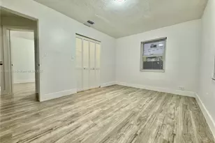 729 NW 114th St, Miami, FL 33168 - Photo 11