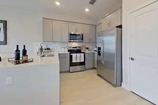 17132 SW 2nd Cir, Pembroke Pines, FL 33027 - Photo 1