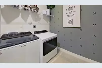 17132 SW 2nd Cir #17132, Pembroke Pines, FL 33027 - Photo 9