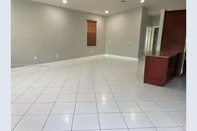 13710 SW 36th St, Miami, FL 33175 - Photo 7