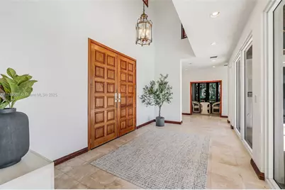 184 Paloma Dr, Coral Gables, FL 33143 - Photo 13