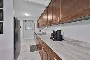 5300 NE 24th Terrace, Fort Lauderdale, FL 33308 - Photo 17