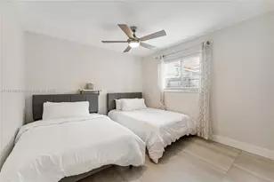 1424 NE 53rd Ct, Fort Lauderdale, FL 33334 - Photo 13