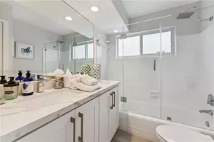 1424 NE 53rd Ct, Fort Lauderdale, FL 33334 - Photo 11