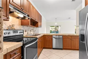 12779 SW 50th St, Miramar, FL 33027 - Photo 3